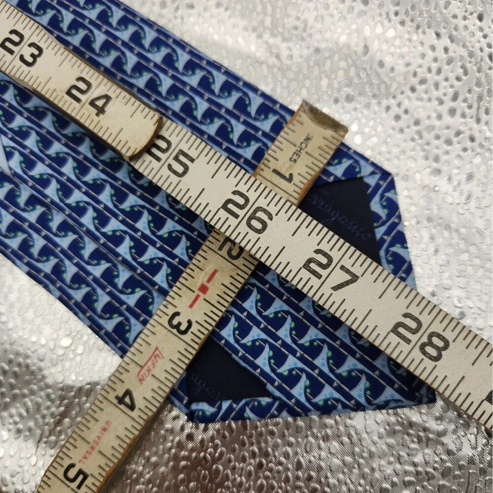 Tie Salvatore Ferragamo Navy Blue Stylized Whale 100% Silk Necktie Italy Vintage